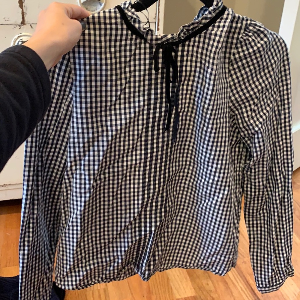 Checkered top
